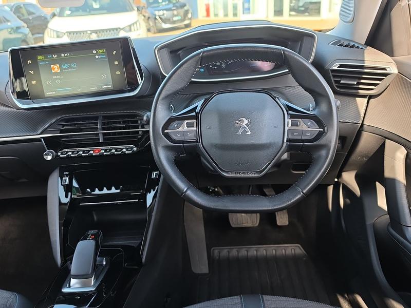 Used Peugeot E-2008 YB71SKU 12