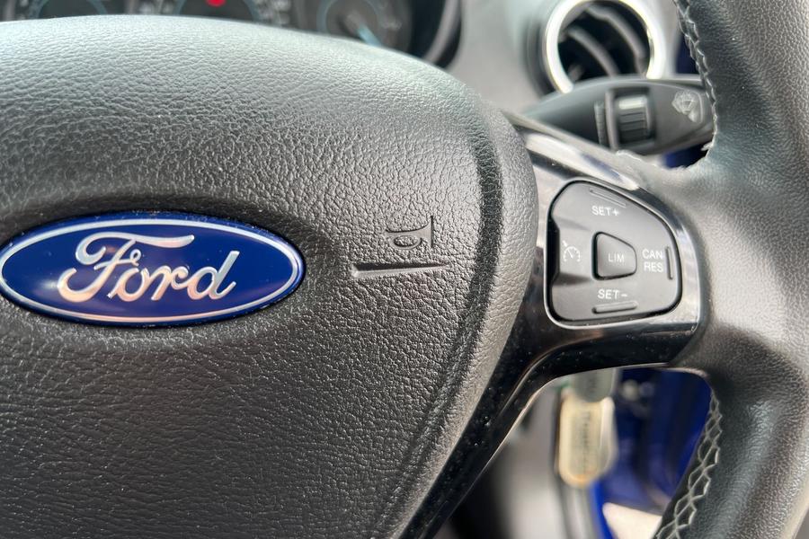 Ford KA+ Photo autoimg-41e13452d4aac52151eeff8e2e2944fd0fa523d5.jpg