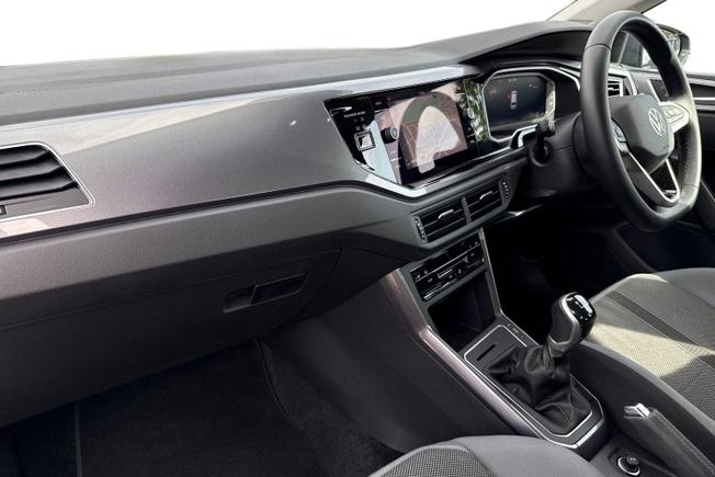 VOLKSWAGEN Polo Photo 2
