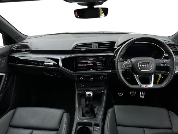 Audi Q3 Photo autoimg-41e765e1e64ad14679154f6d6861f4174739abb8.jpg