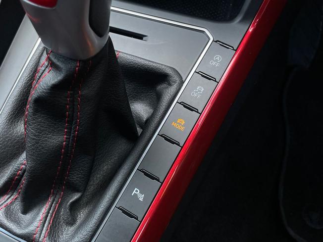 VOLKSWAGEN Polo Photo 41