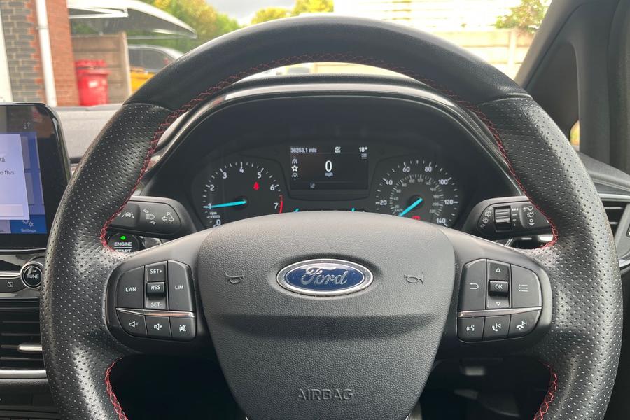 Ford FIESTA Photo autoimg-41eab37e715580260afb14da57085a2abbd1c598.jpg