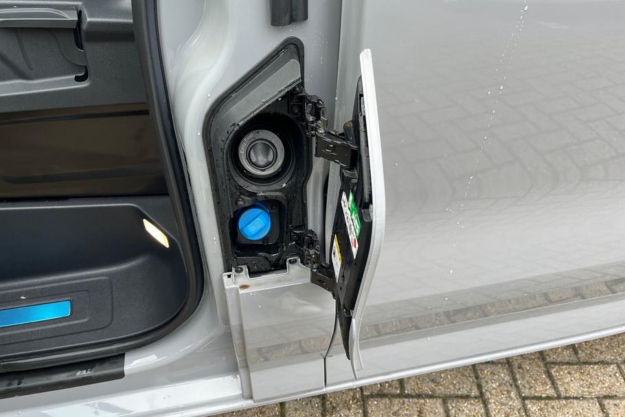 Used Ford TOURNEO CUSTOM 9