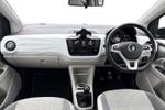 Volkswagen up! Photo 10