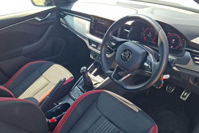 ŠKODA Kamiq Photo 6