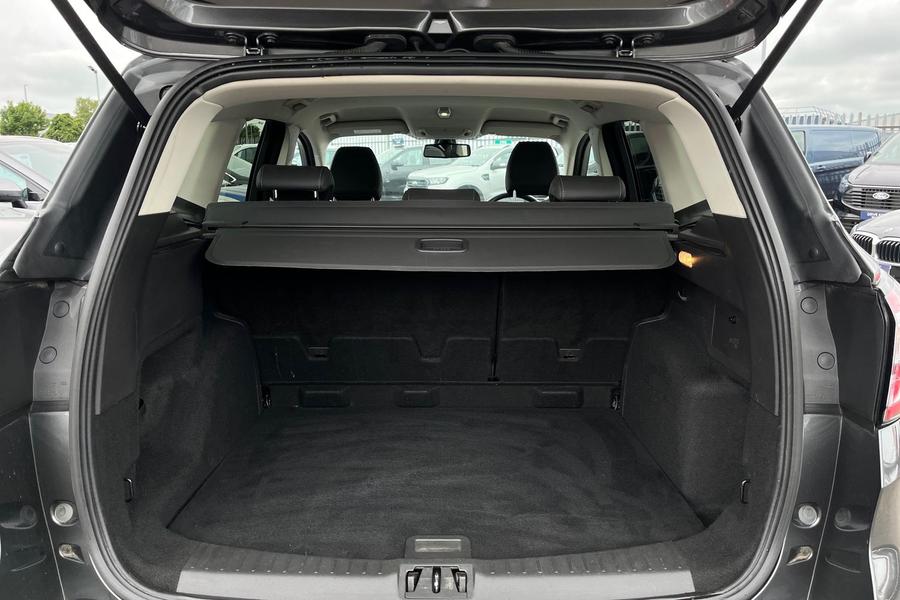 Ford KUGA Photo autoimg-41f3de6c92e35696457e601ad977b4d38f04339a.jpg