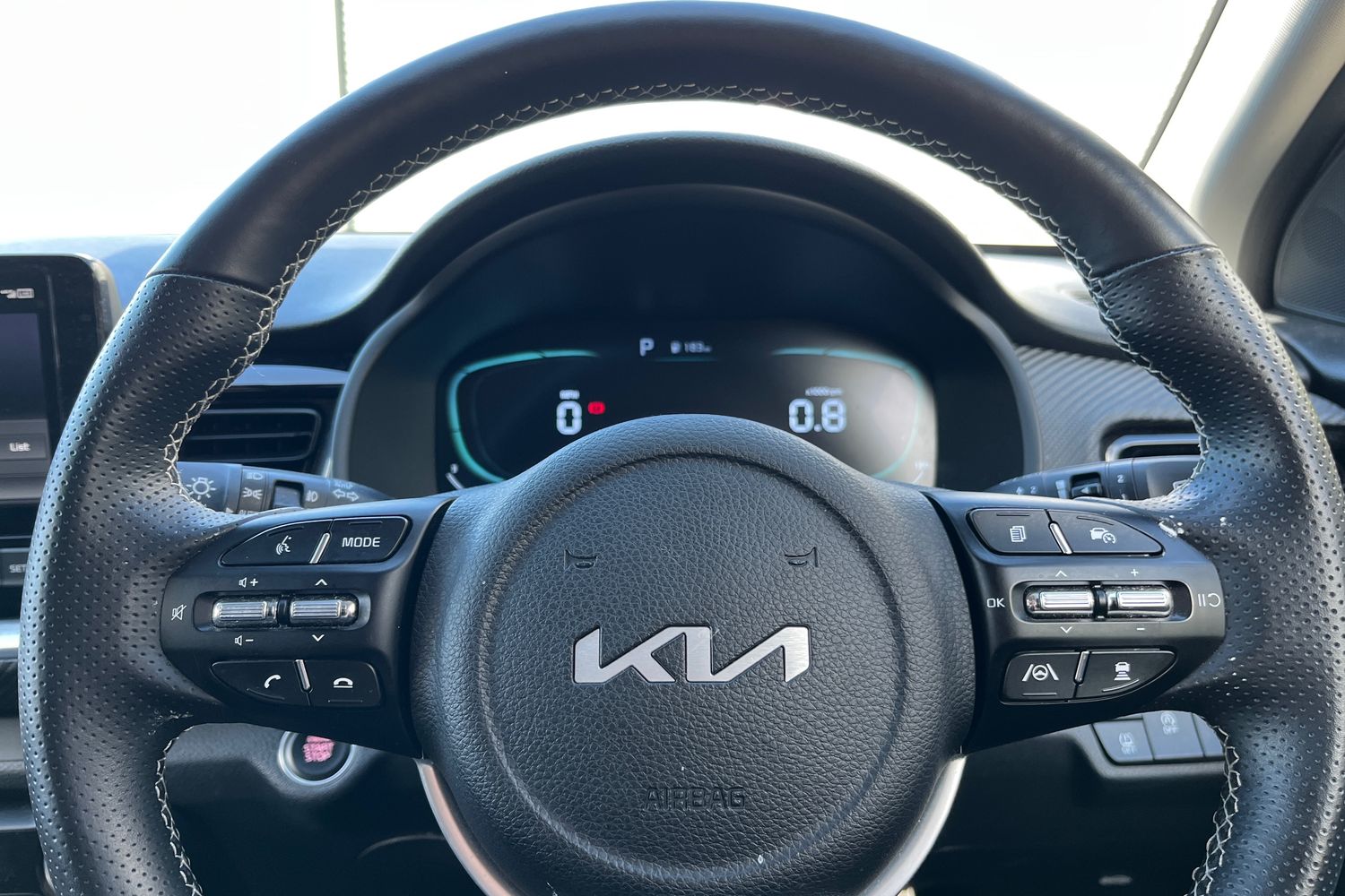 Kia STONIC Photo 11
