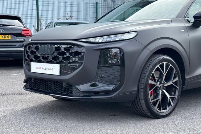 Audi Q3 Photo 23