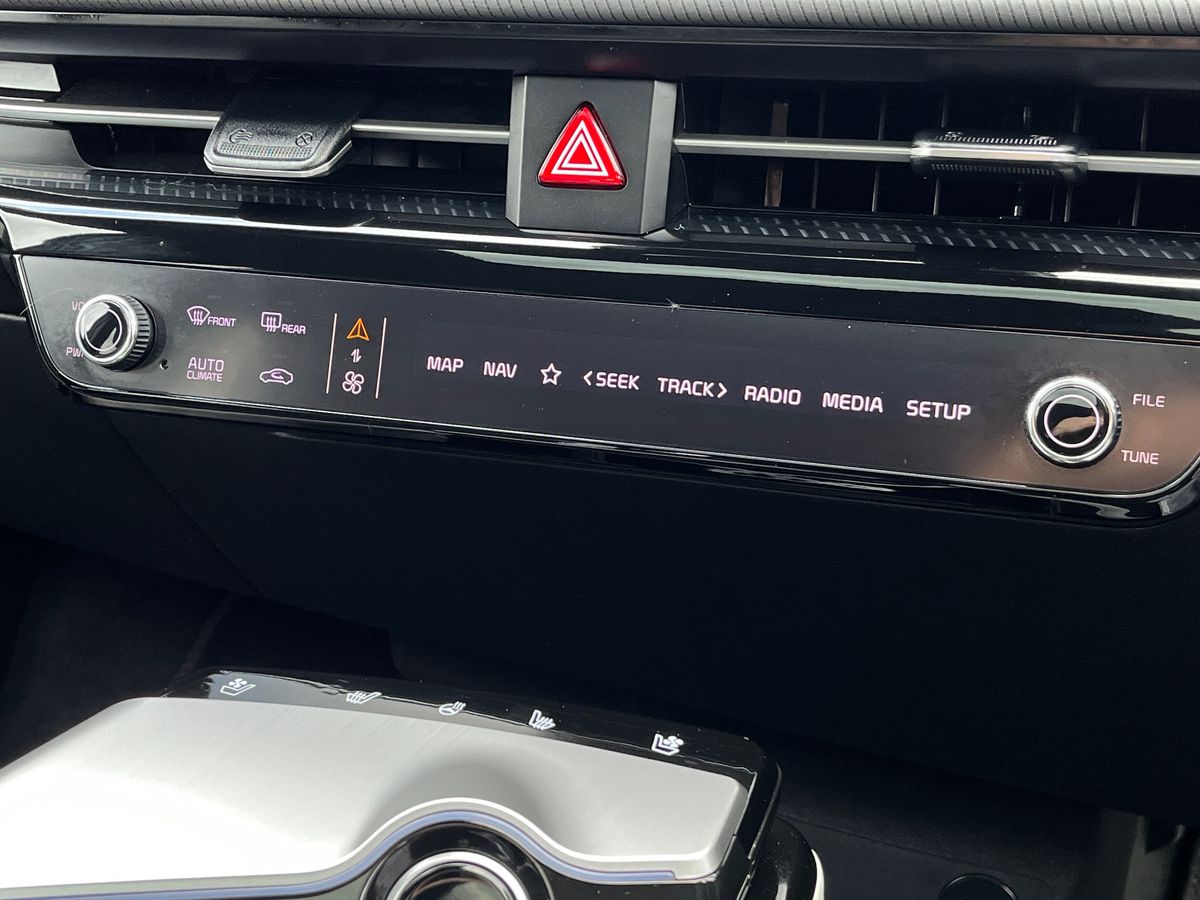 Kia EV6 Photo 12