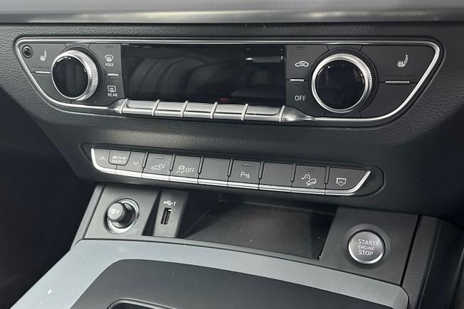 AUDI Q5 Photo 25