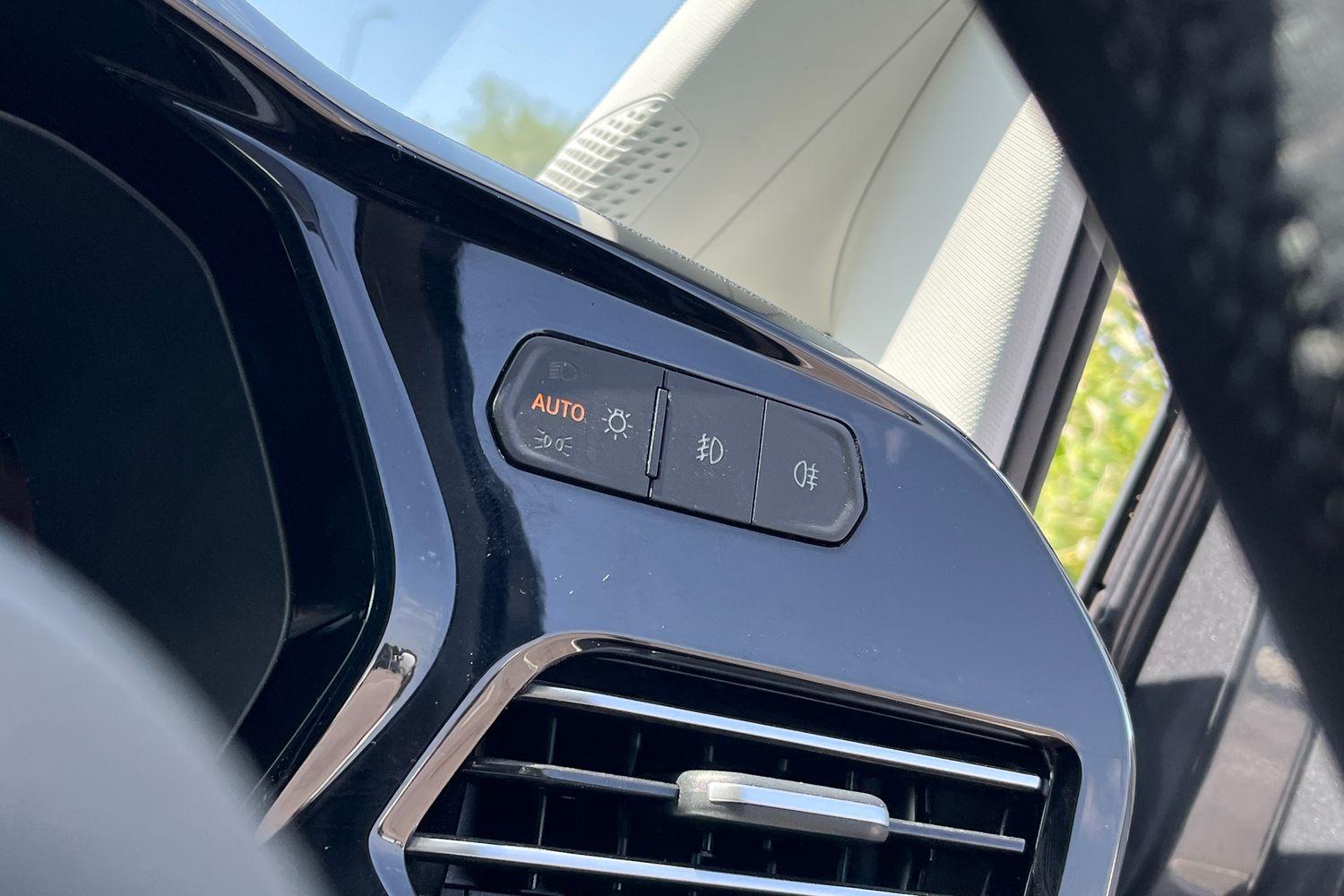 Ford TRANSIT CONNECT Photo 31