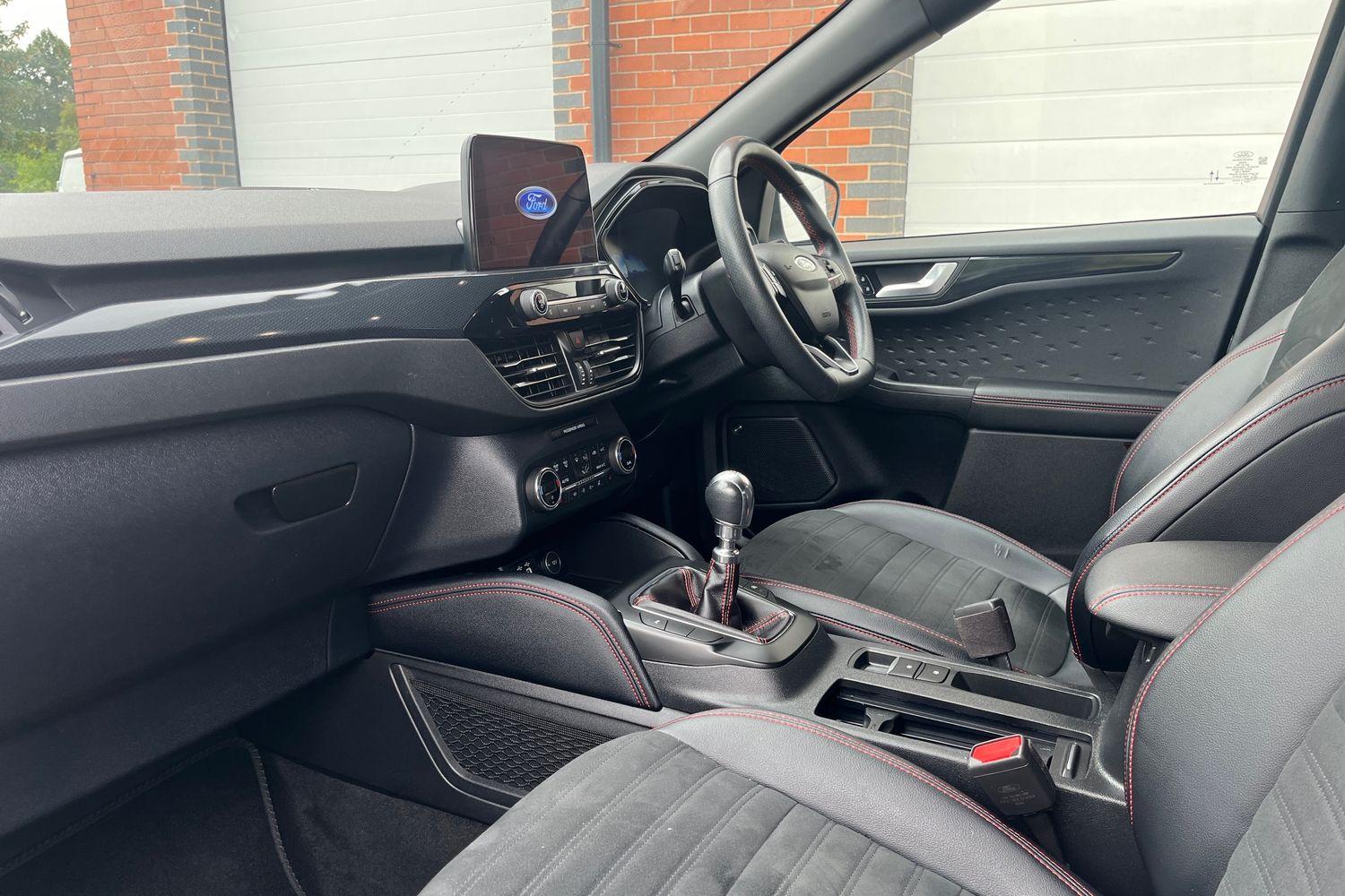 Ford KUGA Photo 17