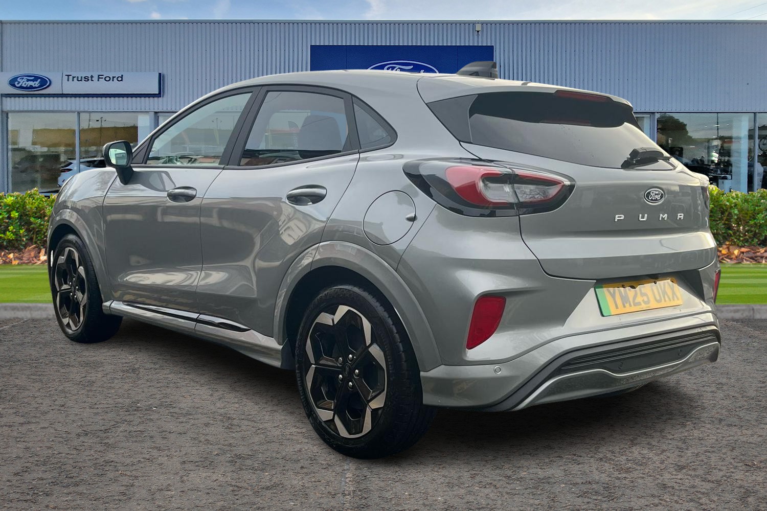 Ford PUMA GEN-E Photo 1