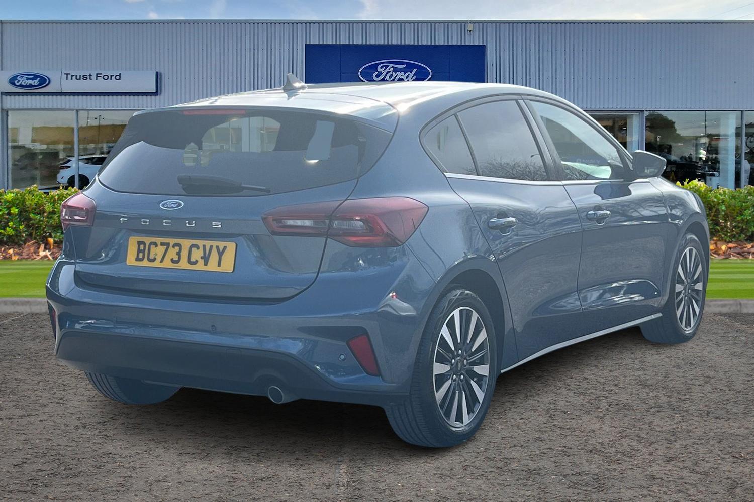 Ford FOCUS Photo 3