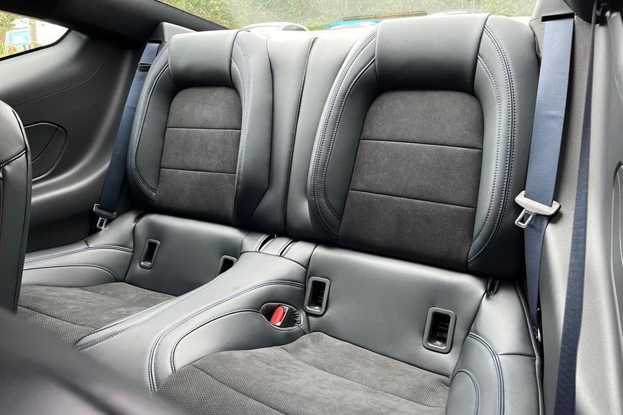 Ford Mustang Photo autoimg-4202a6569aea5289b8d1b6bec4f615cd3c25608f.jpg