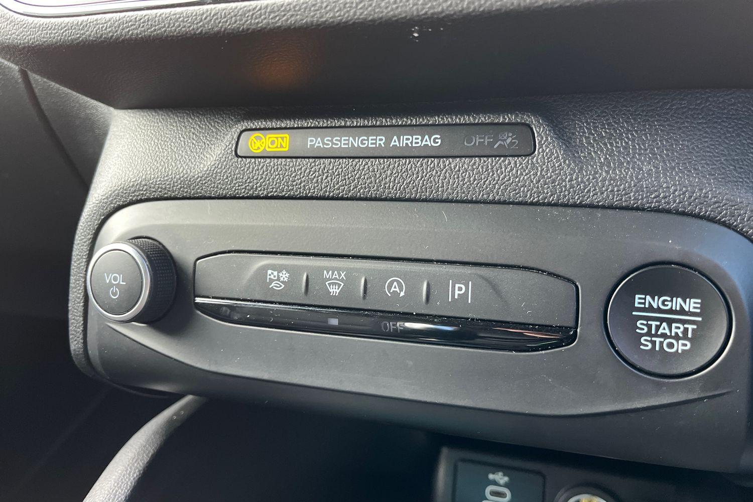 Ford FOCUS Photo 27