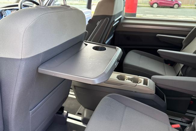 VOLKSWAGEN Multivan Photo 42