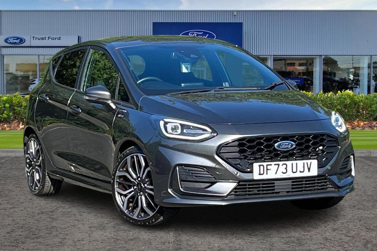 Ford Fiesta listing photo