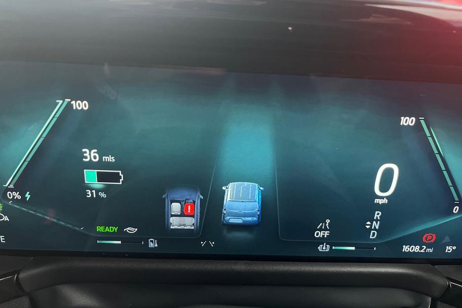 Used Ford TRANSIT COURIER LO25TZX 8