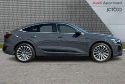 AUDI Q8 E-Tron Photo 4