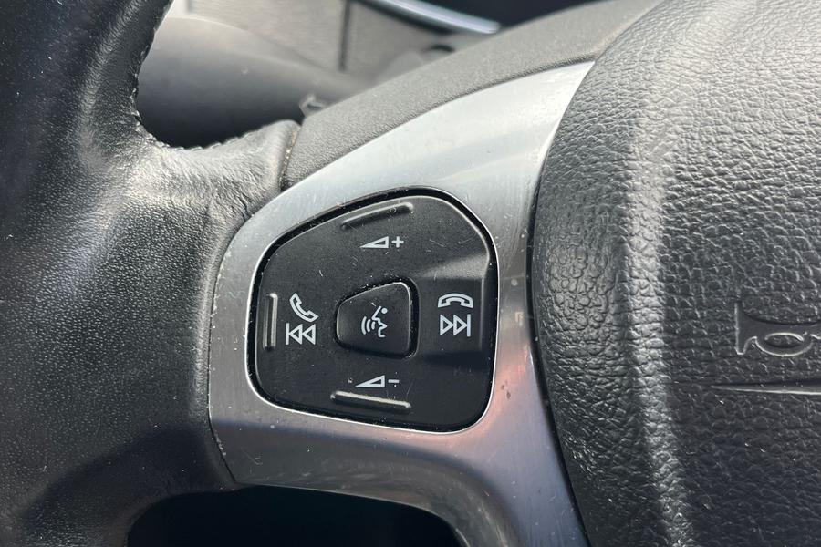 Ford Ecosport Photo autoimg-420c179ccda708758654129f5566adb374b68eb8.jpg