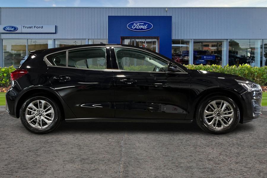 Ford Focus Photo autoimg-421200c7bb21bcf1838509068e04330d5324c94d.jpg