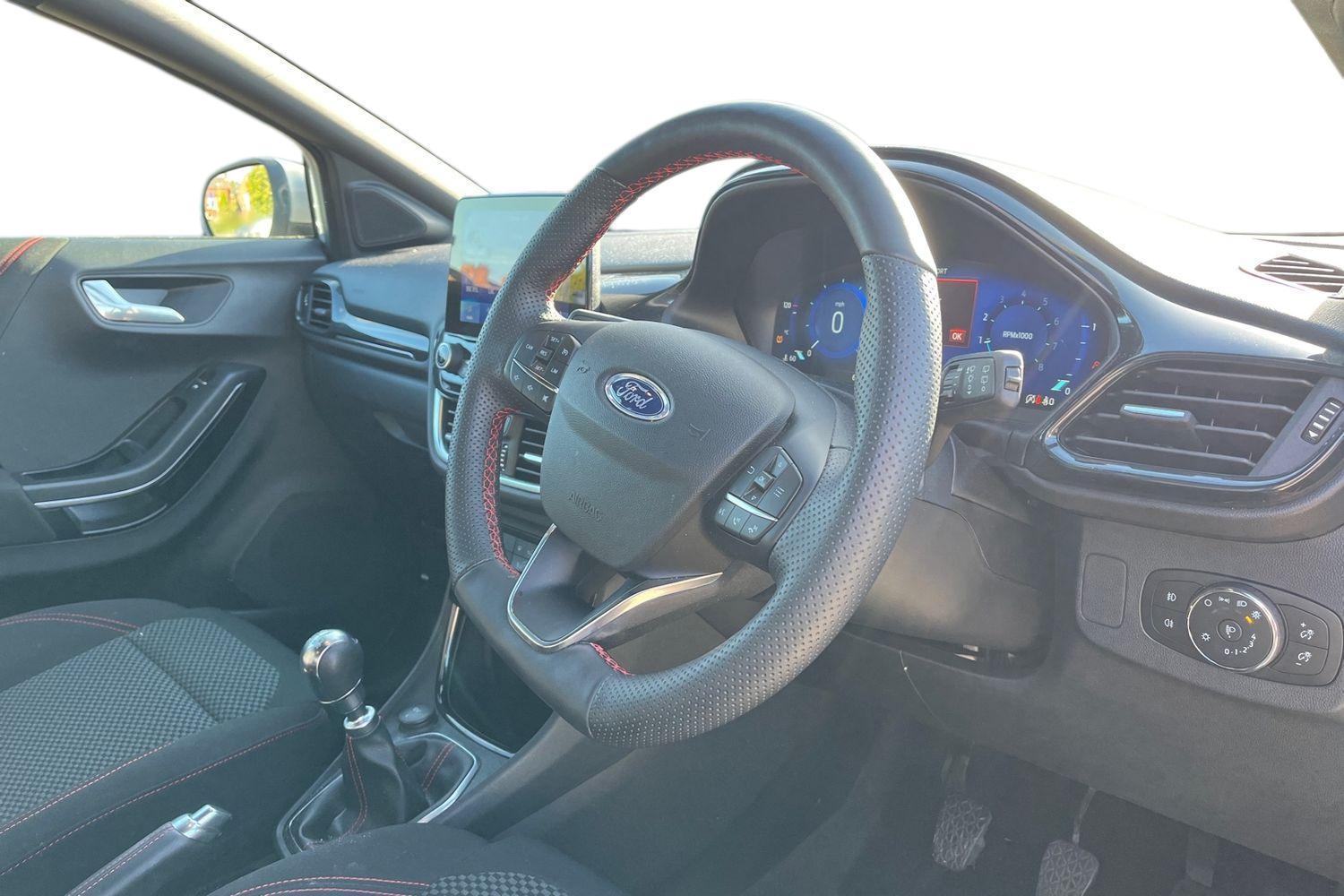 Ford PUMA Photo 8