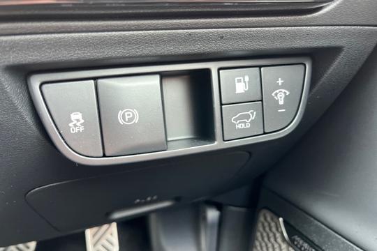Kia EV6 Photo autoimg-421bb6a7d9df3f56f7b2fba8fc01abaacdeb3d17.jpg