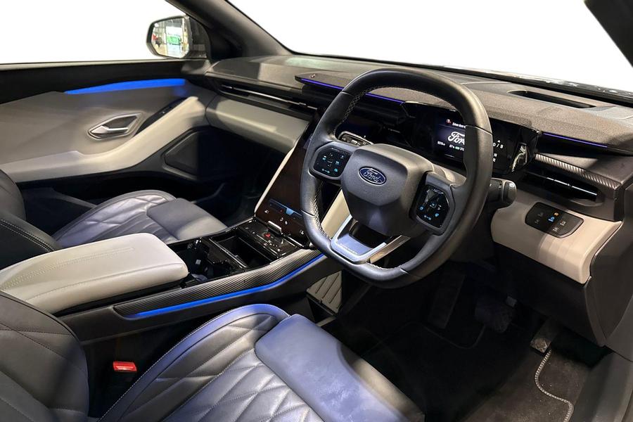 Ford Explorer Photo autoimg-421fdd30d669fe647511ca32e0bc32c5ee57020a.jpg