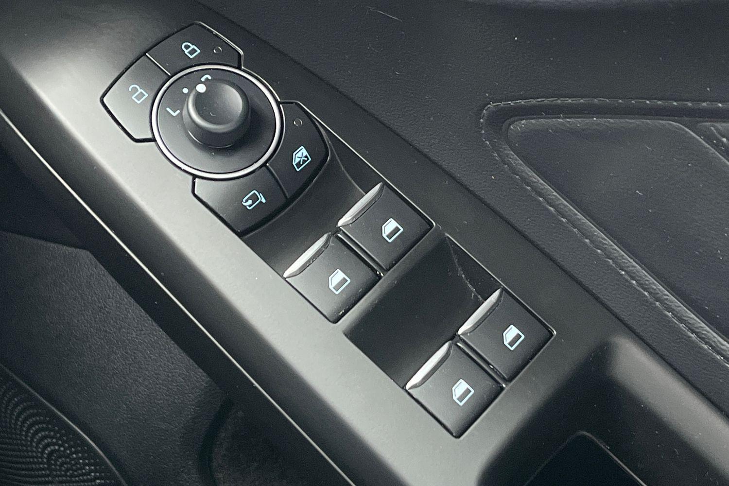 Ford FOCUS Photo 15