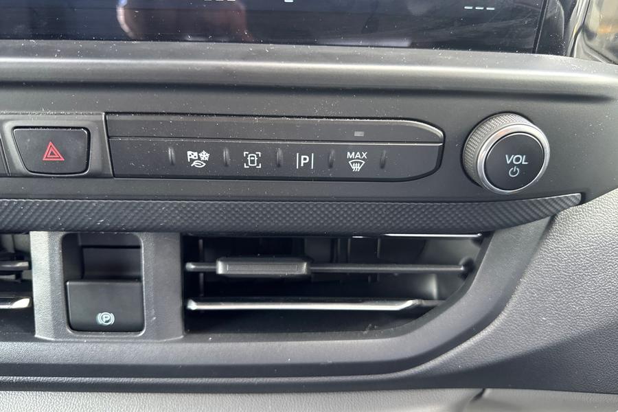 Ford TRANSIT CUSTOM Photo autoimg-422b54be22fc876da4e7e1f2cced02a198c1f7dc.jpg