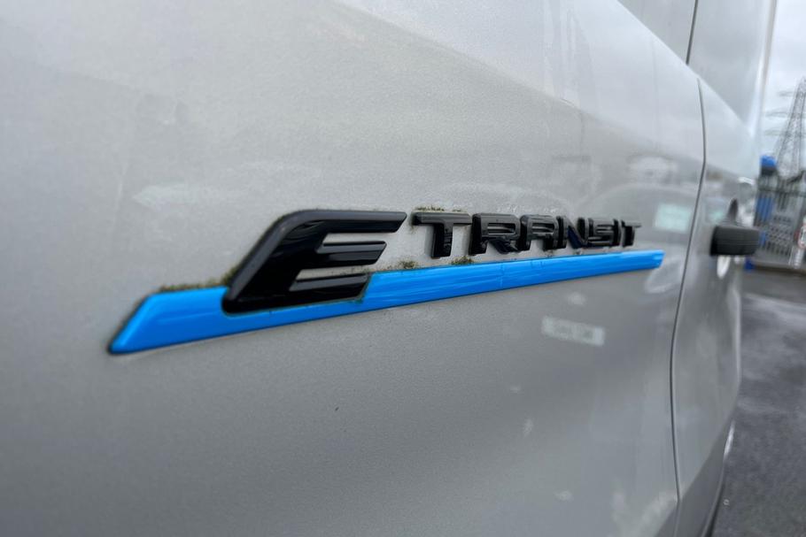 Used Ford E-TRANSIT 20
