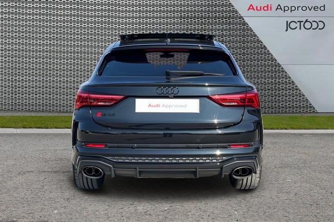 Audi RS Q3 Photo 7