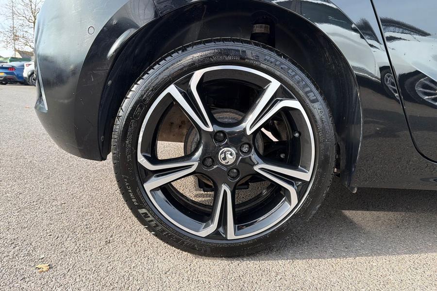 Vauxhall CORSA Photo autoimg-423ce93190bef16a5c603d130f14ba61f9a97452.jpg