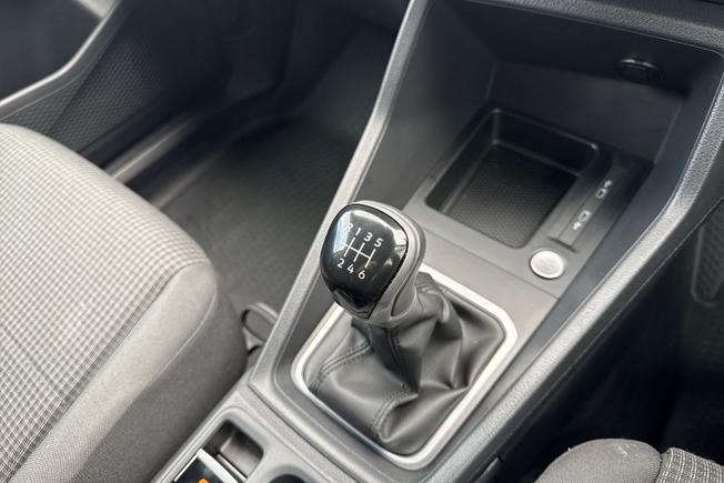 VOLKSWAGEN Caddy Photo 37