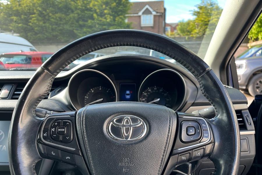 Toyota AVENSIS Photo autoimg-424149cad3d371b937408d19fafd3ba0577dad75.jpg