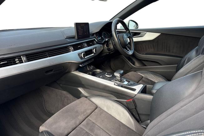AUDI A5 Photo 2