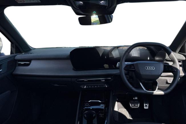 AUDI Q3 Photo 10