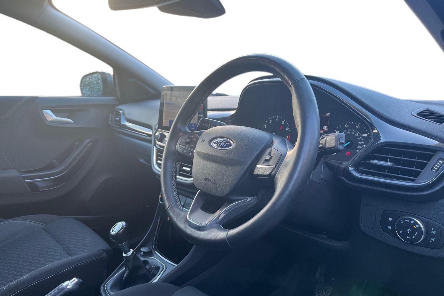 Ford PUMA Photo 8