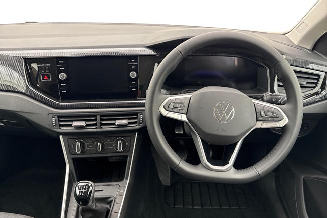 VOLKSWAGEN Polo Photo 11