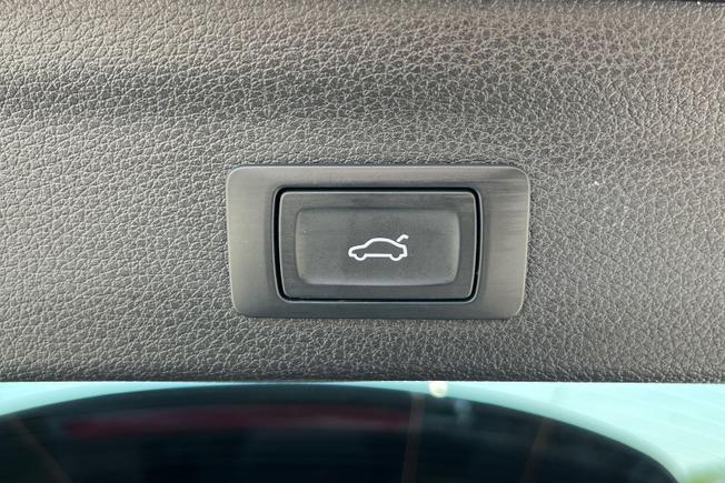AUDI Q3 Photo 48