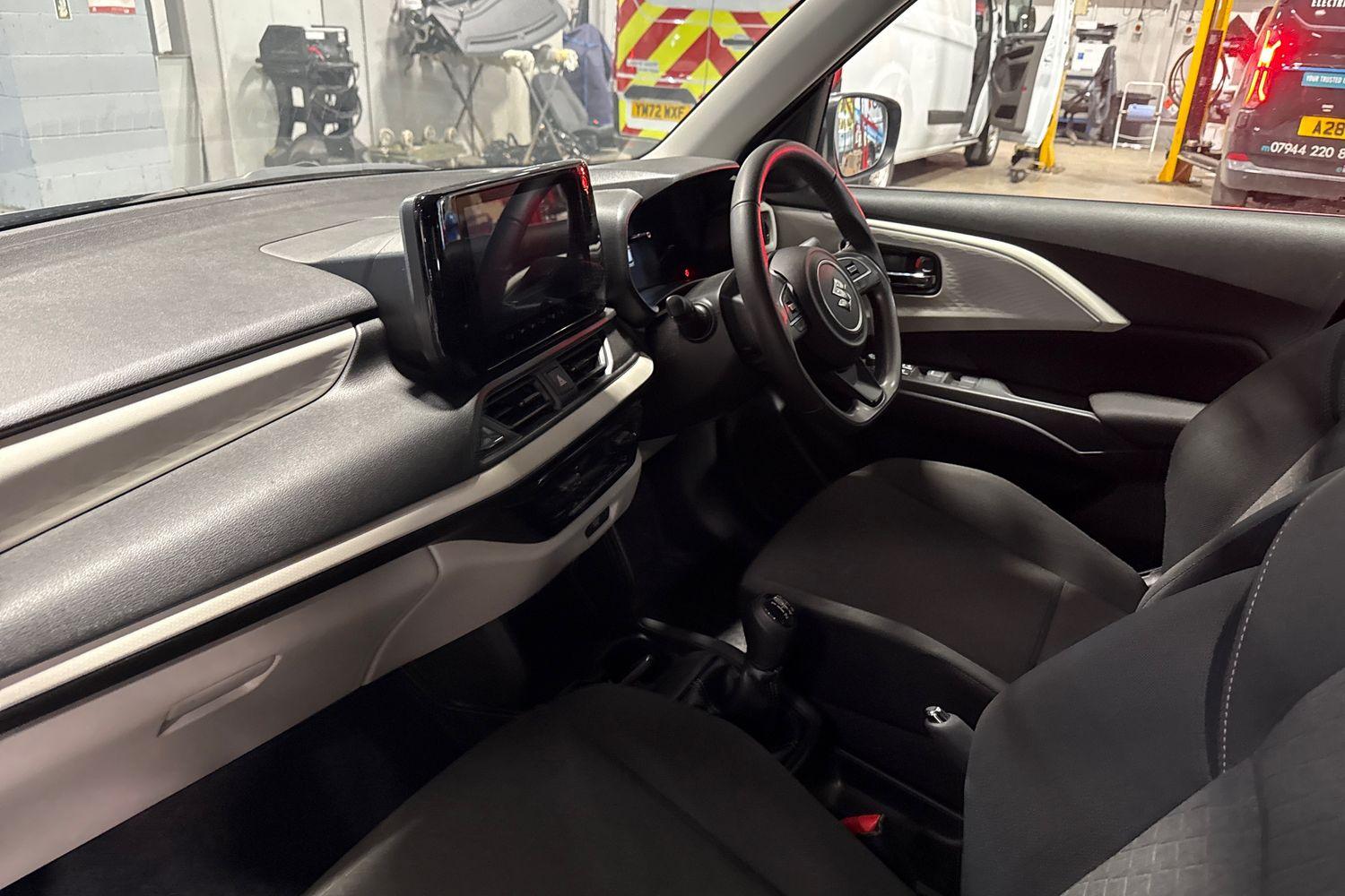 Suzuki SWIFT Photo 17