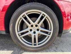 PORSCHE Macan Photo 5