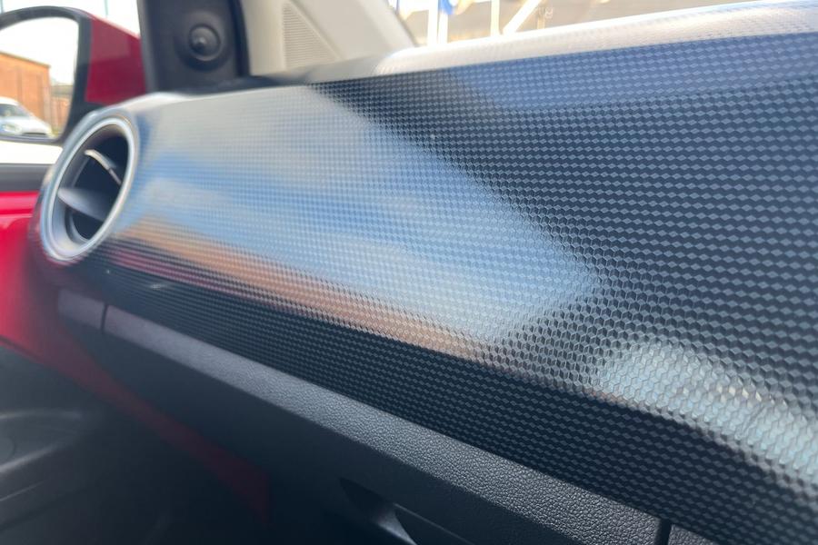 Volkswagen UP Photo autoimg-424b381b22cf06582da3d5daebca5eb3203aa243.jpg