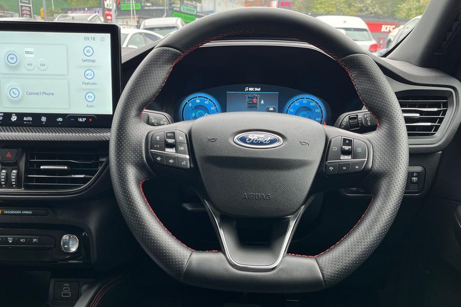 Ford Kuga Photo autoimg-424bb2fae1d417aa75faaacdf455248fc3c0a89e.jpg
