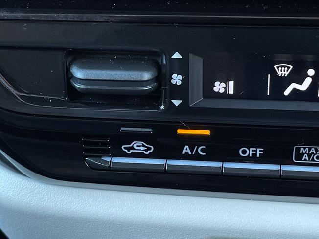 SUZUKI Swift Photo 47