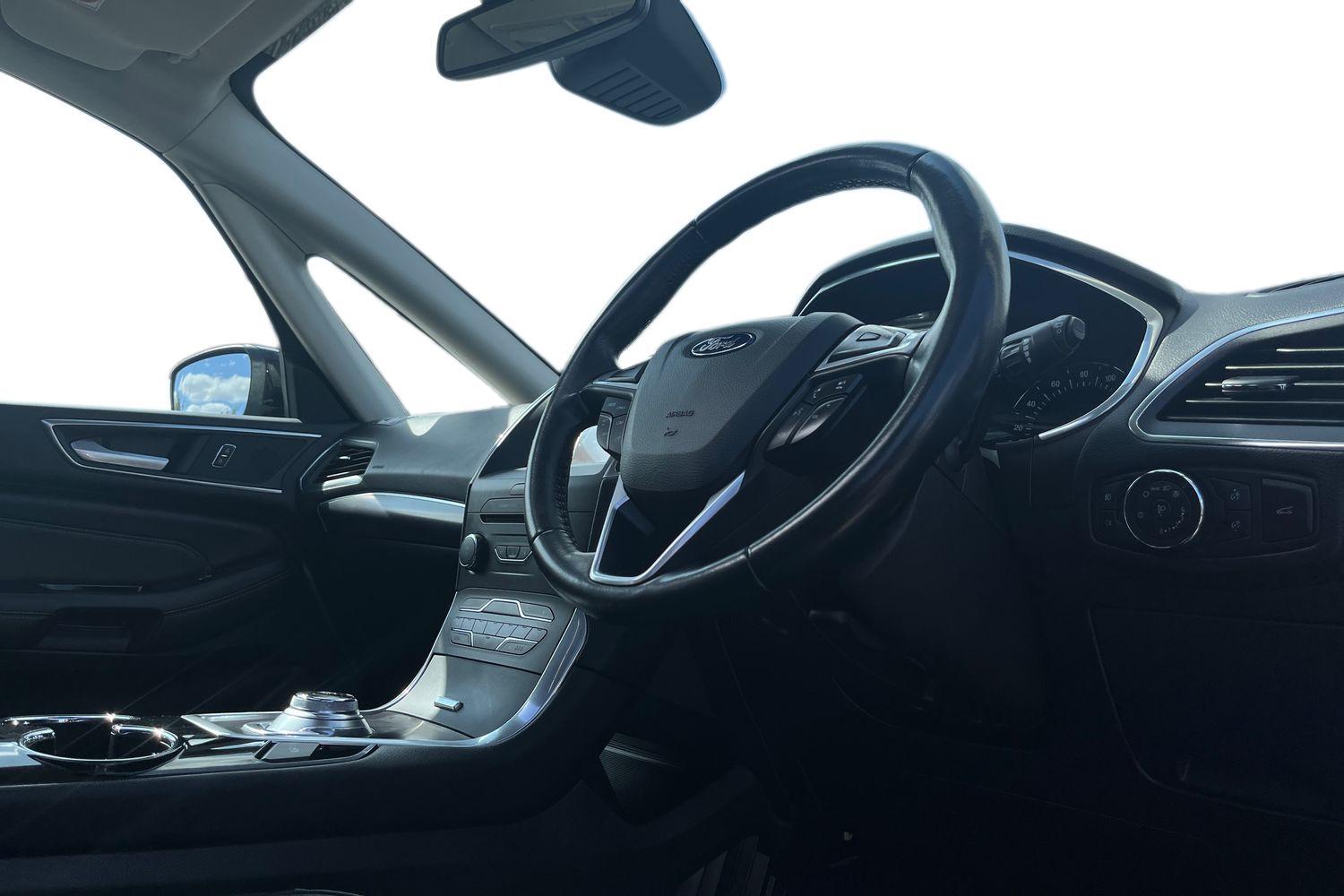 Ford Galaxy Photo 8