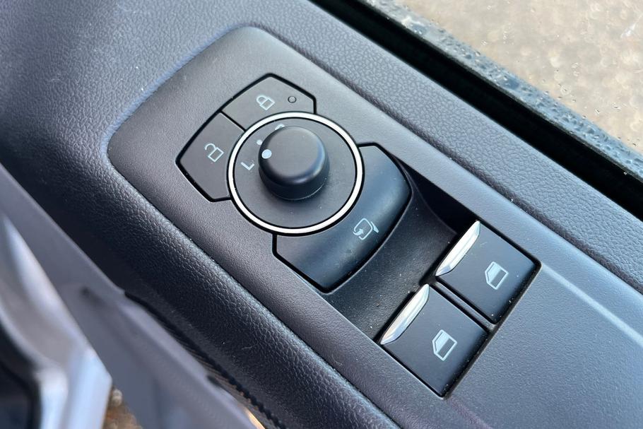 Used FORD TRANSIT CUSTOM WN75AWJ 33