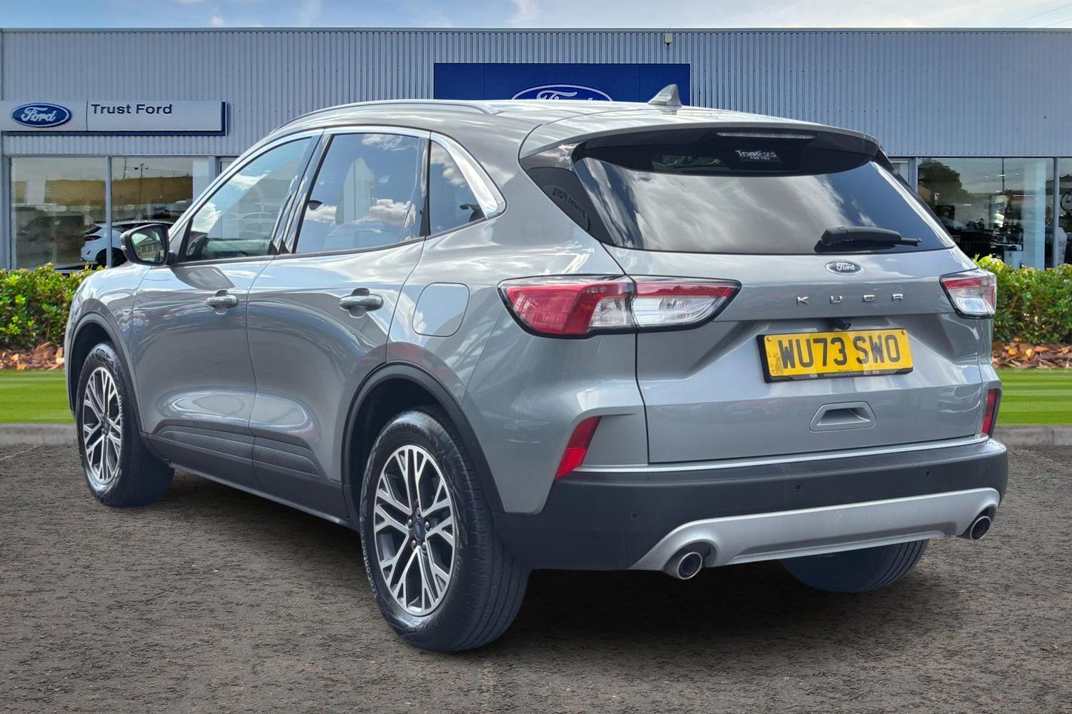 Ford Kuga Photo 1