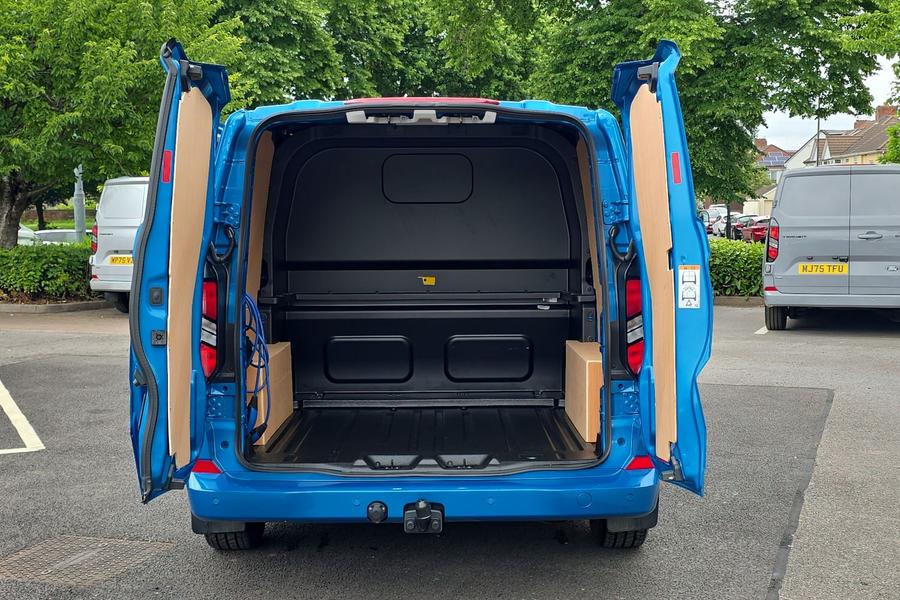 Ford Transit Custom Photo autoimg-425eaf2f8b56941a2199a6831aee1756c5555167.jpg
